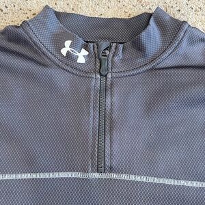 Under Armour Golf quarter zip. Mens XL